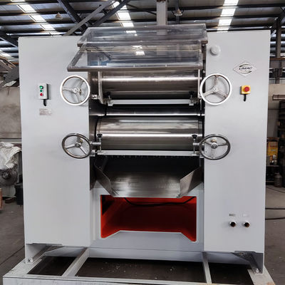 Zeeppasta-malmachine met drievoudige molenroller met een voedingsmaat van 10 30 mm